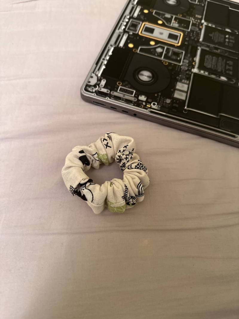 More scrunchies in different fabrics